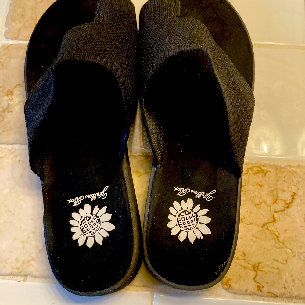 Yellow box sandals